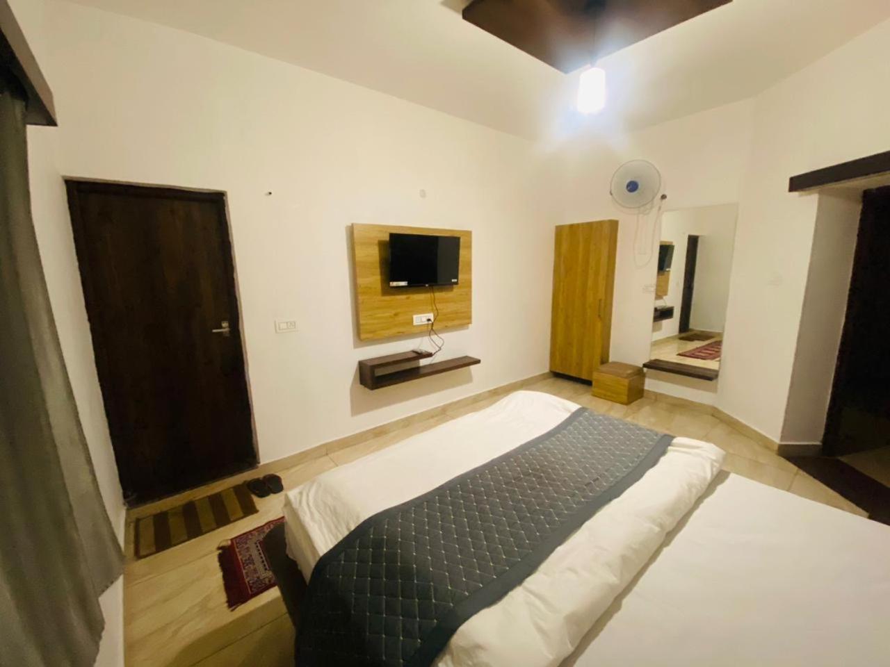 New Rc Villa Mount Abu Exterior photo